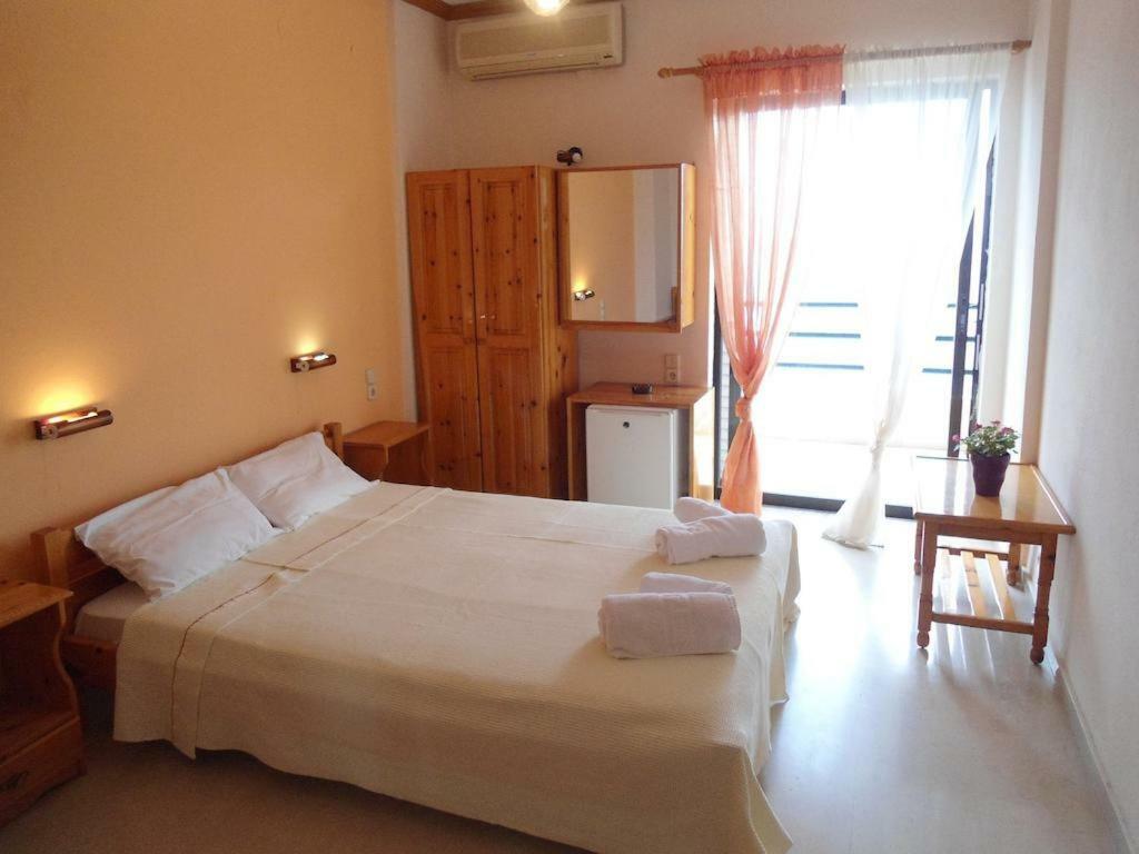 Arilla Beach Hotel Pérdika Eksteriør bilde